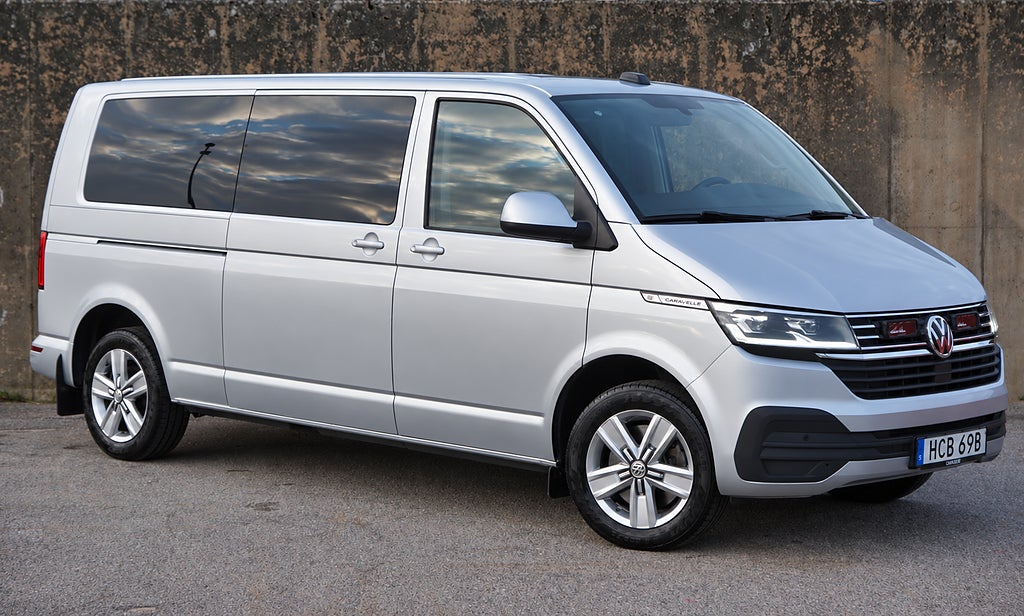 Volkswagen Caravelle 2.0 TDI 199hk DSG 9-Sits LED Navi Kamera CarPlay Drag
