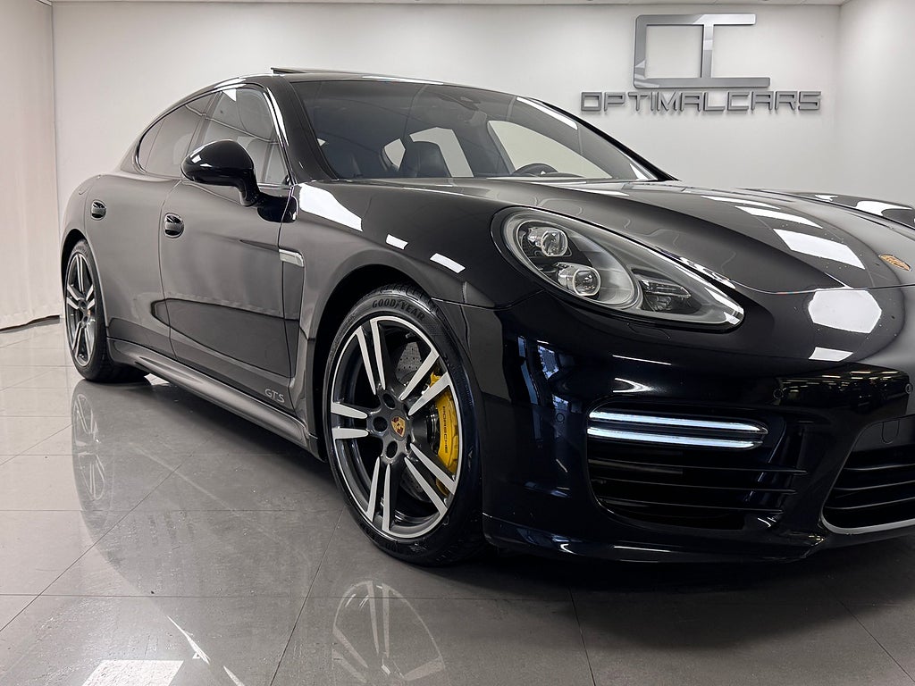 Porsche Panamera 4.8 V8 GTS PDK 4WD Lågmil 1-Ägare 440HK BOSE bild 2