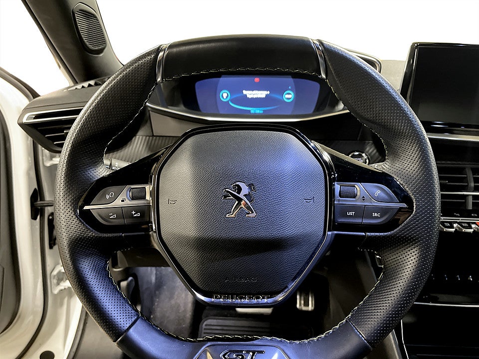 Bild på Peugeot E-2008 GT Pack 50kWh 136hk Aut - B-KAMERA, CARPLAY
