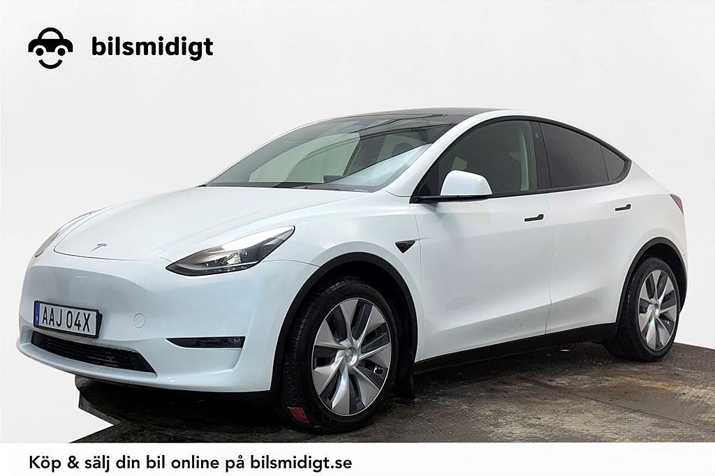 Tesla Model Y Long Range AWD Pano Navi Läder AP MOMS 514hk