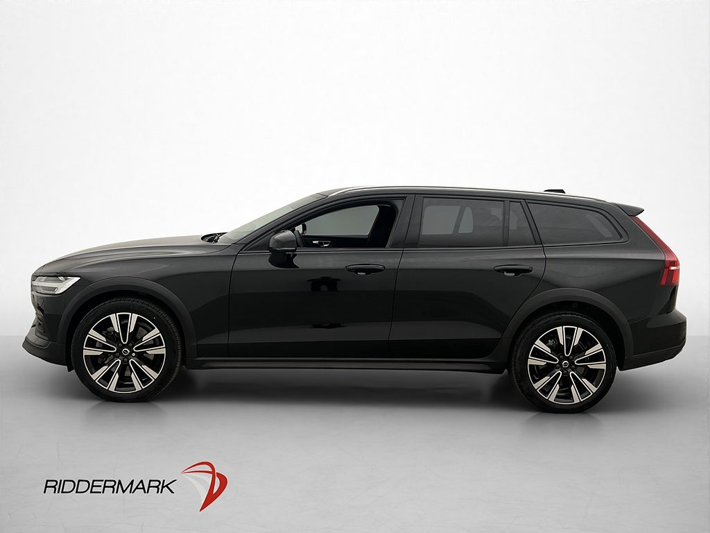 Volvo V60 Cross Country B5 AWD Plus Skinn 360° Google 250hk