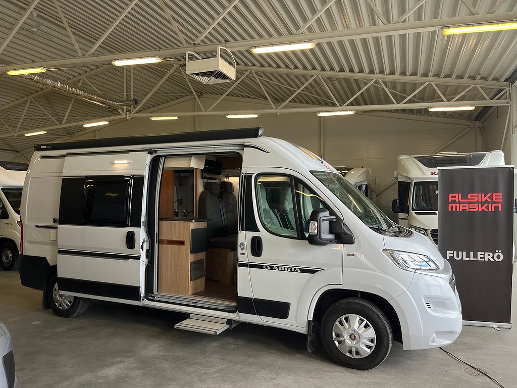 Twin 600 - Adria Twin 600 / ALDE / Automat 150hk / Solcell / B-körkort