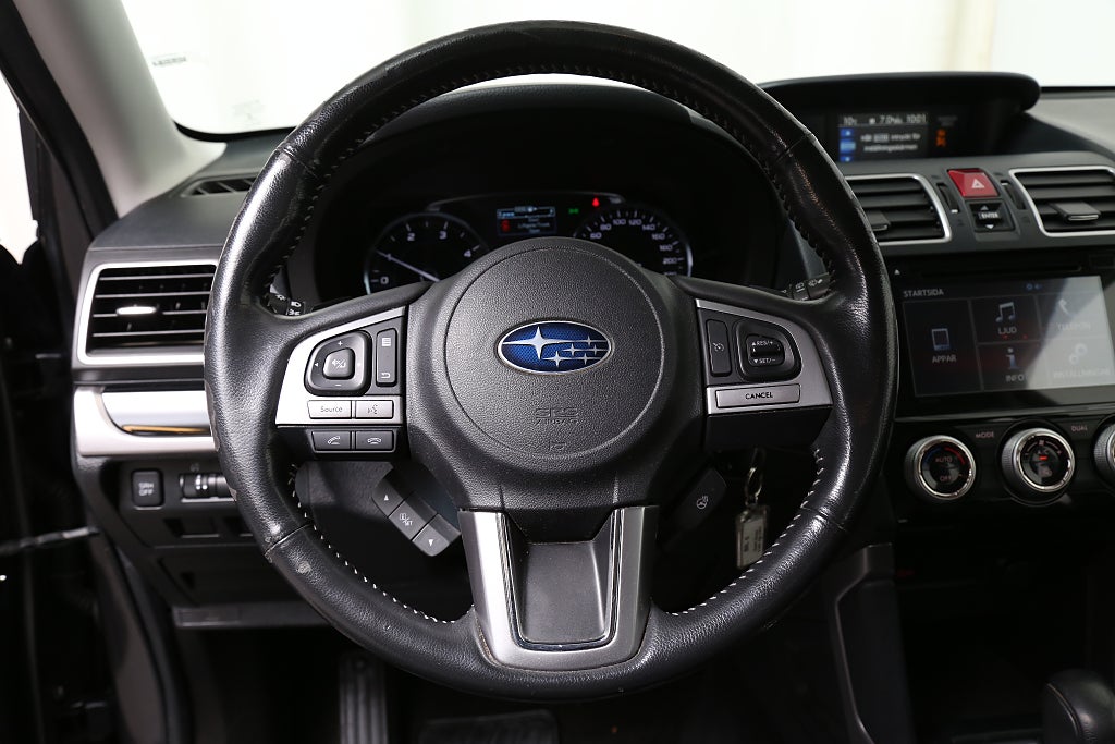 Subaru Forester 2,0D 147hk XS 4WD Aut Kamera Motorv Drag