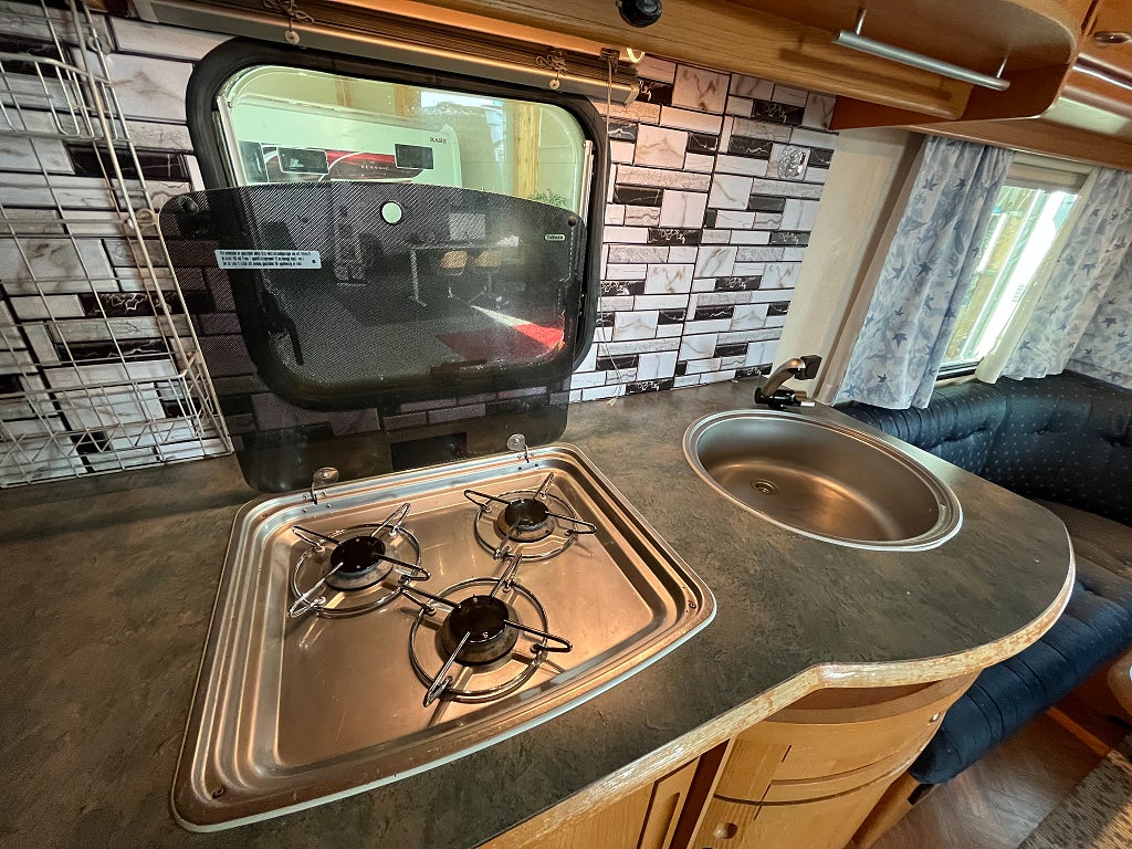 Adria Unica 502 UP / Köp nu – hämta till våren! - Adria