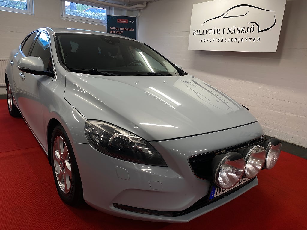 Volvo V40 D2 Momentum Ny kamrem B kamera