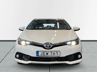Toyota Auris Hybrid e-CVT Active Vinterhjul/Backkamera/BT