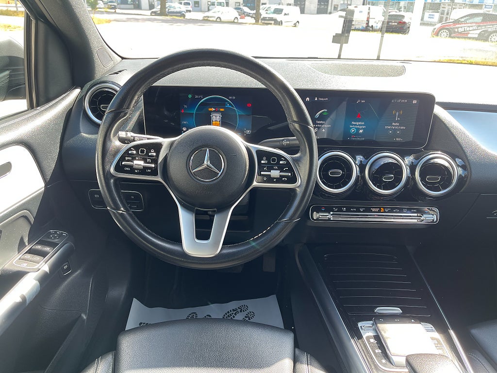 Mercedes-Benz B 180 7G-DCT 136 hk, automat, dragkrok