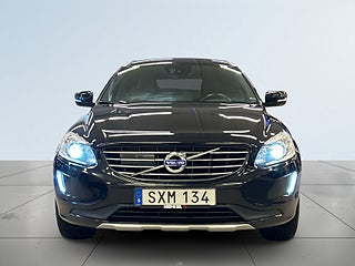 Volvo XC60 D4 AWD Geartronic S&V-däck/D-värm/Psens/MoK/Kamera/Drag – bild 2