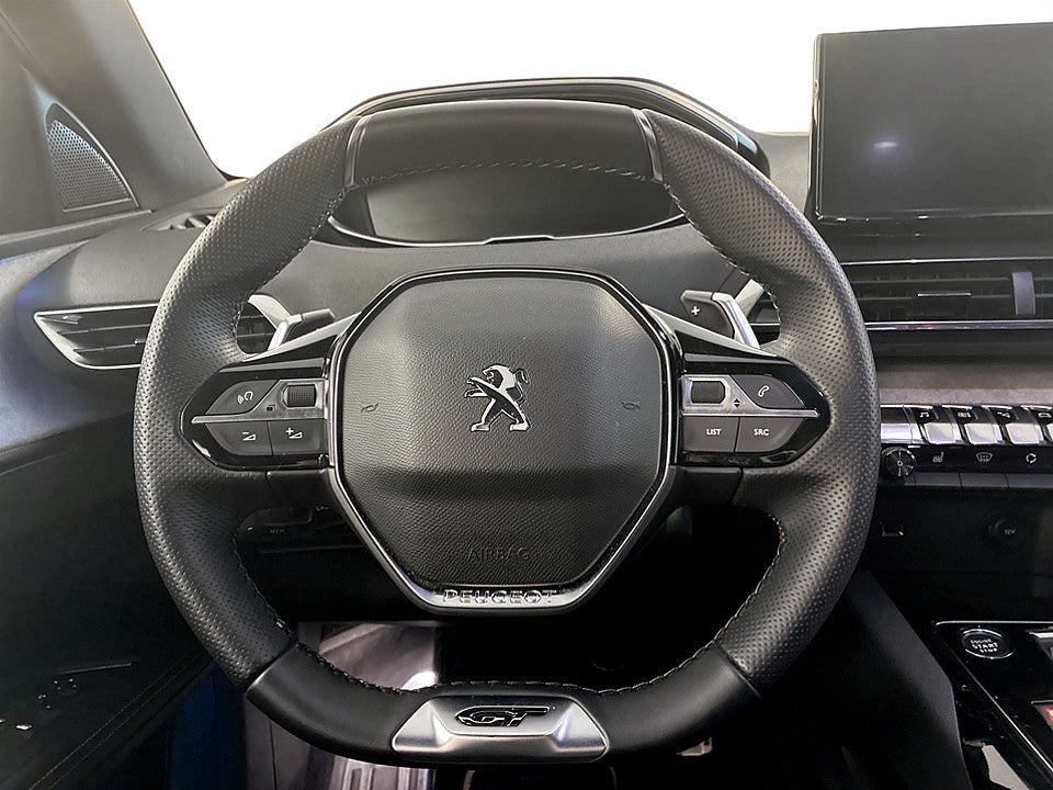Bild på Peugeot 5008 GT 1.2 PT 130hk Aut 7-SITS B-KAMERA CARPLAY