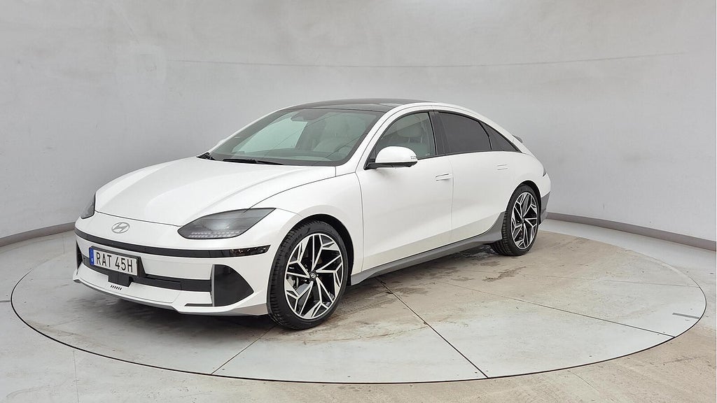 Hyundai IONIQ 6 77.4 kWh 228 hk Advanced | 360°-kamera | Soltak | BOSE