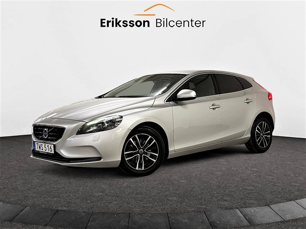 Volvo V40 D2 Momentum 120hk Manuell D-värm/0%Ränta/Eu-6