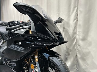 Yamaha R9 / Ny 2026 / Tech Black / Snart omgående leverans!