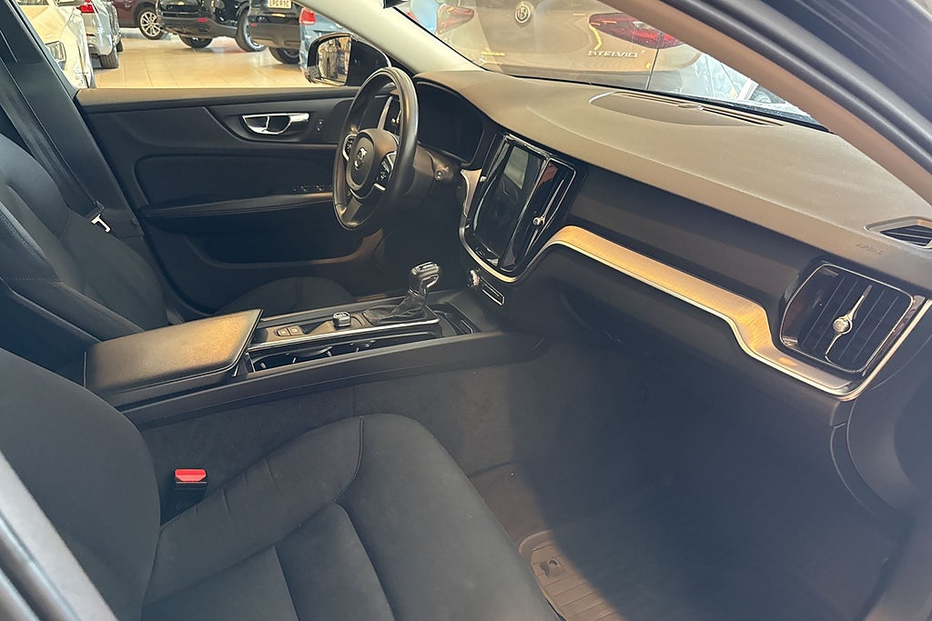 Volvo V60 D3 Geartronic Momentum Värmare Sov hjul Voc miniatyr 9
