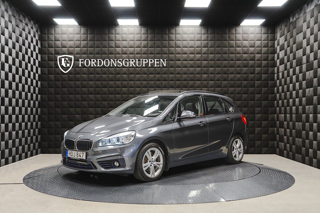 BMW 218d Active Tourer Sport Line | Panorama | Drag | Kamera