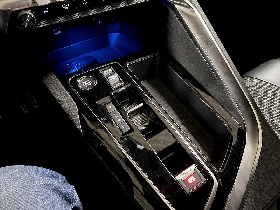 Bild på Peugeot 5008 GT 1.2 PT 130hk Aut 7-SITS B-KAMER CARPLAY