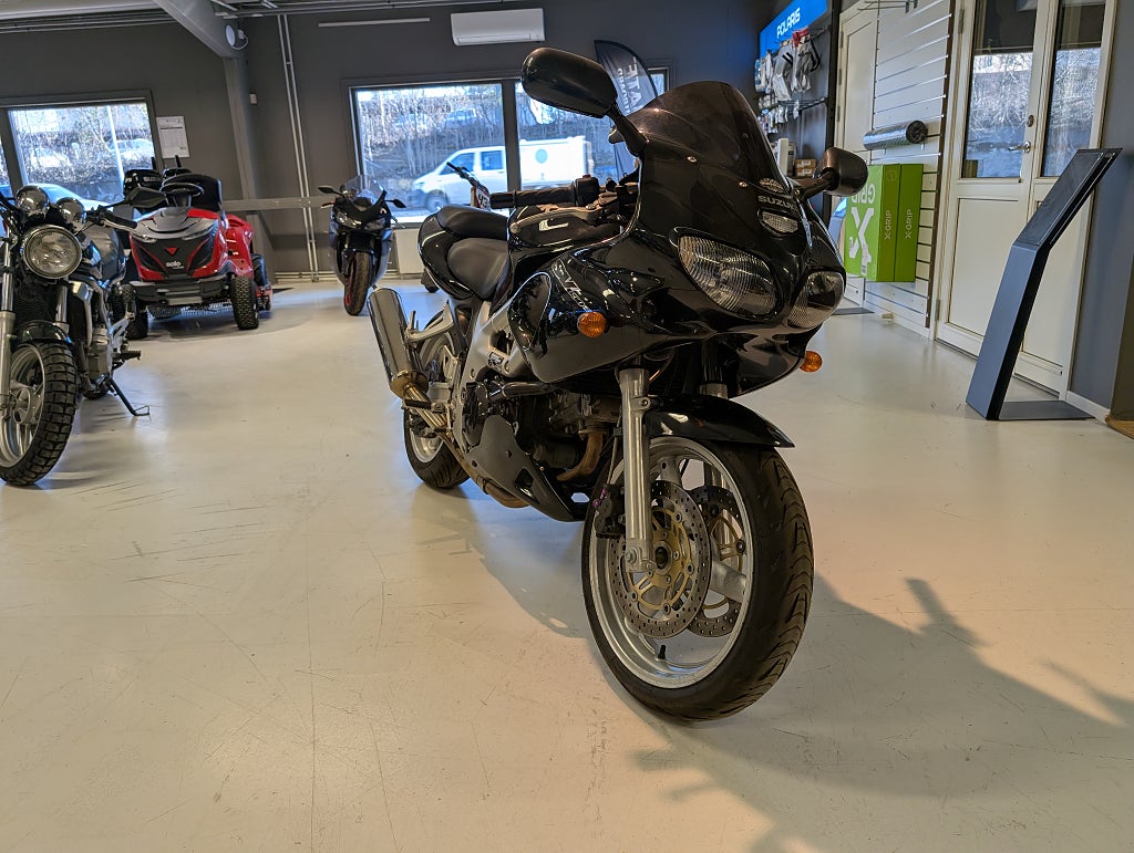 Suzuki Cycles SV650 0.65