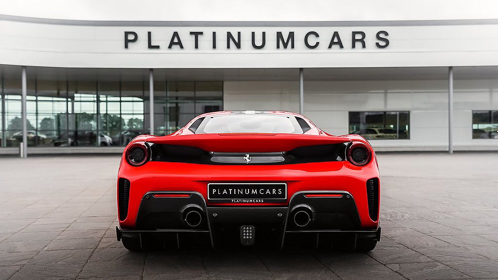 Ferrari 488 Pista.