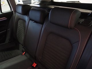 Kombi Volkswagen Passat 14 av 24