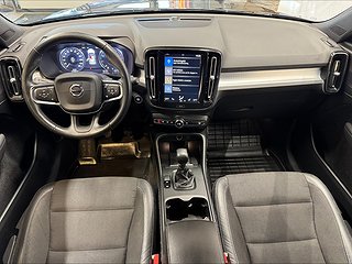 Volvo XC40 T3 Momentum 156hk Drag/Mvärm/Rattvärme/P-sens/S&V