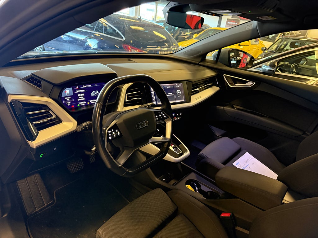 Audi Q4 e-tron 2022 - miniatyr 9