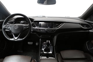 Halvkombi Opel Insignia 17 av 25