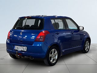 Suzuki Swift 5-dörrar 1.3 DOHC 16V VVT Manuell Drag – bild 6