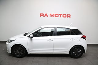 Halvkombi Hyundai i20 3 av 23