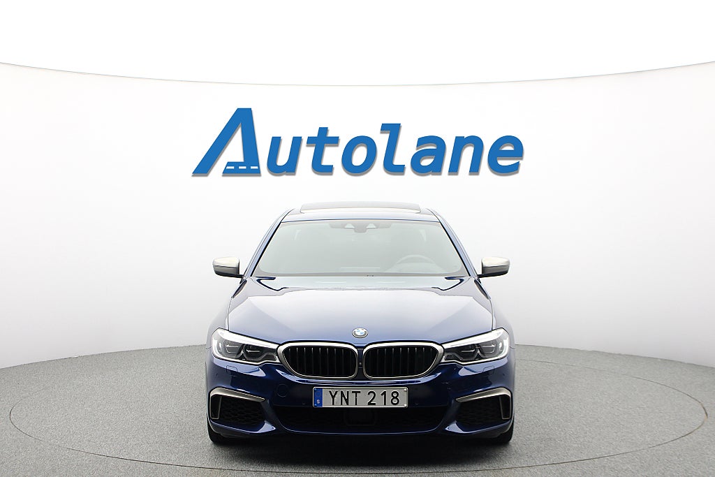 BMW M550I xDrive Ultimate, B&W, Taklucka, Massage, HUD 453hk