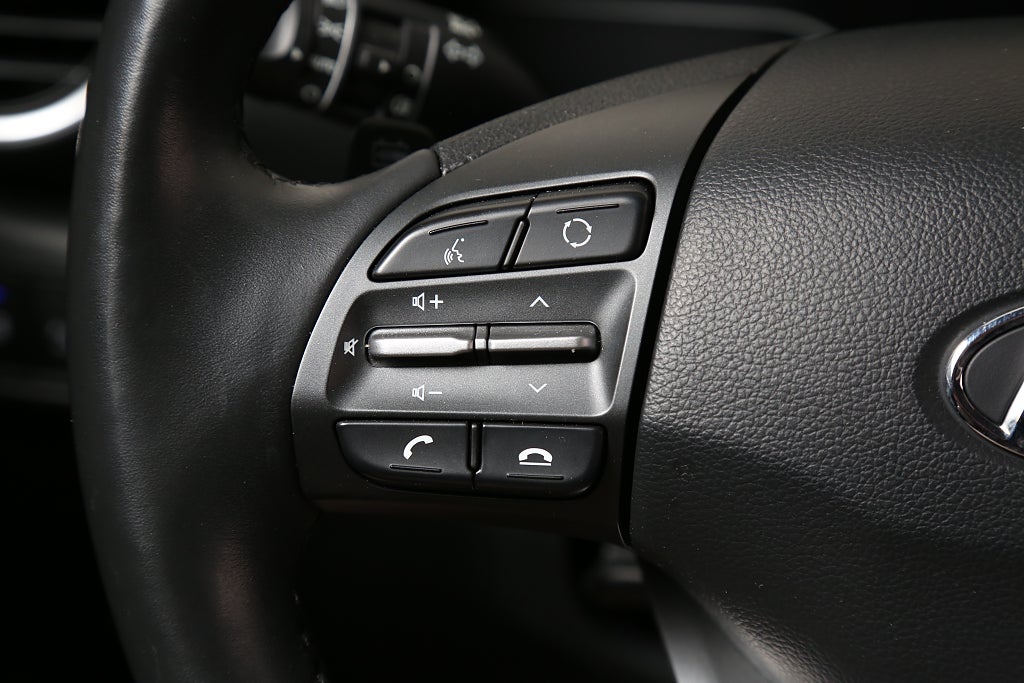 Hyundai Kona Electric 64 kWh Premium Aut Skinn Krell Navi Head up 2019