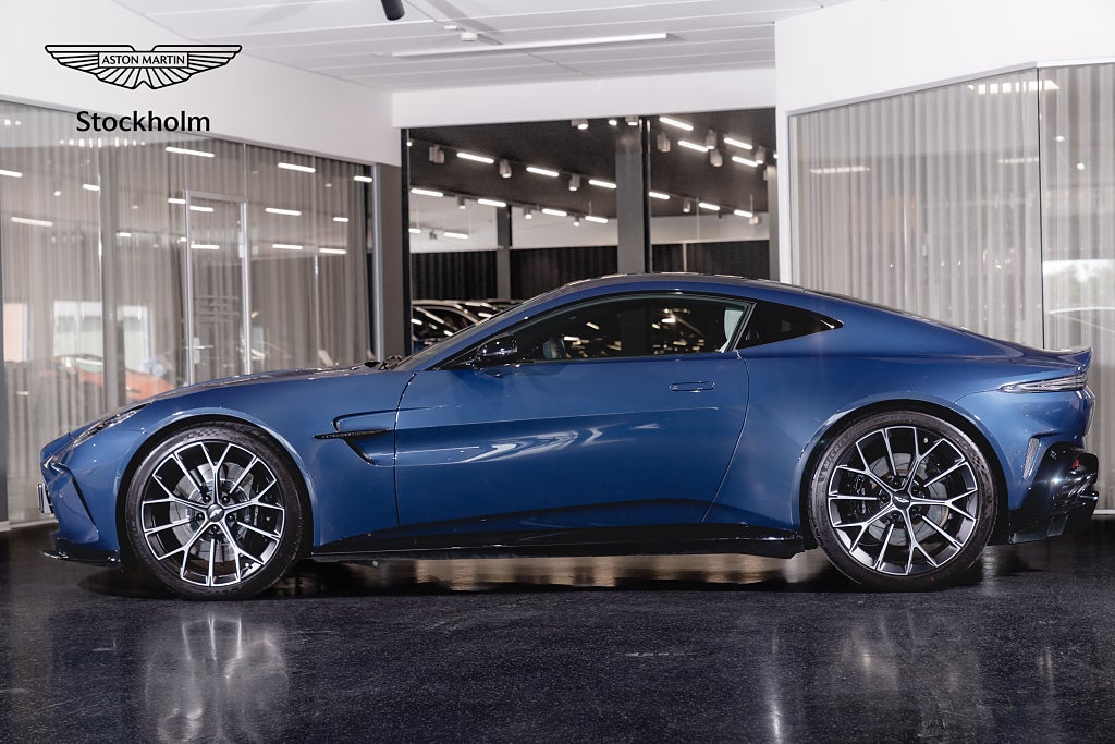 Gallery image 3 of 18