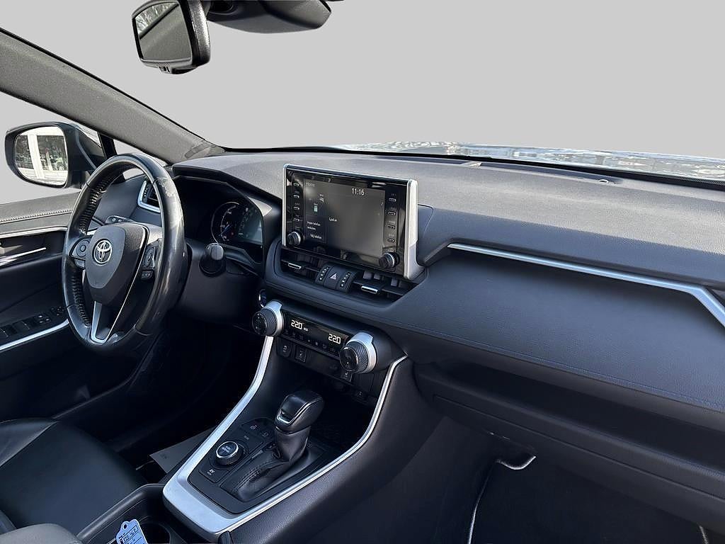 Toyota RAV4 2021 - miniatyr 6