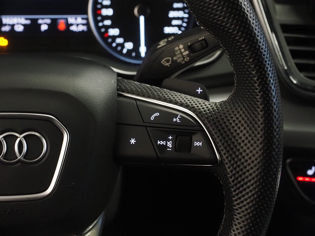 Audi Q5 55 TFSI e 367hk quattro S-Line |Drag|Kamera| 2023