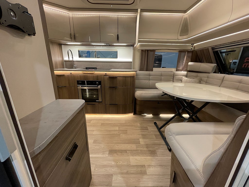 Kabe Imperial 630 TDL E2 KS /AC/Läder/Långbäddar/Badrum bak - Kabe