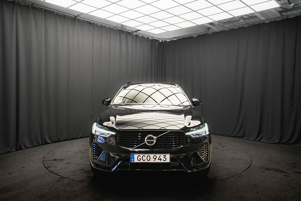 Volvo XC60 Recharge II T6 AWD DARK PANO DRAG 360° ORREFORS MOMS