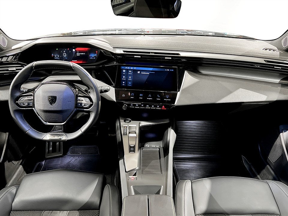 Bild på Peugeot 308 SW GT 1.2 PT 130h Aut - B-KAMERA,NAV,CARPLAY