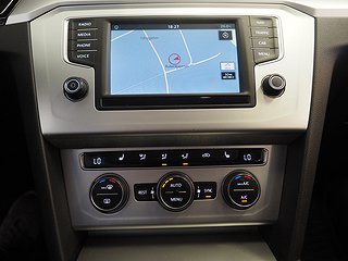 Kombi Volkswagen Passat 15 av 19
