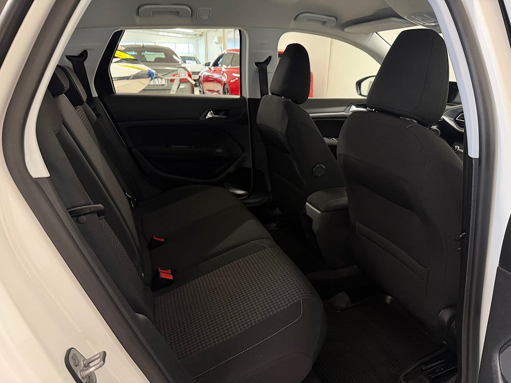 Peugeot 308 2017 - miniatyr 9