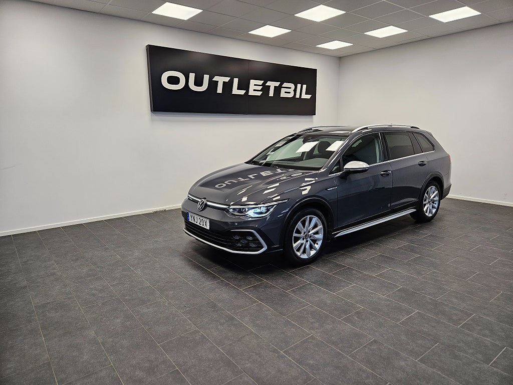 Volkswagen Golf Alltrack 2.0 TDI 200hk 4Motion 4x4 Värmare Drag Cockpit MOMS