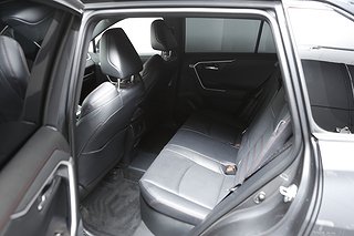 SUV Toyota RAV4 25 av 26