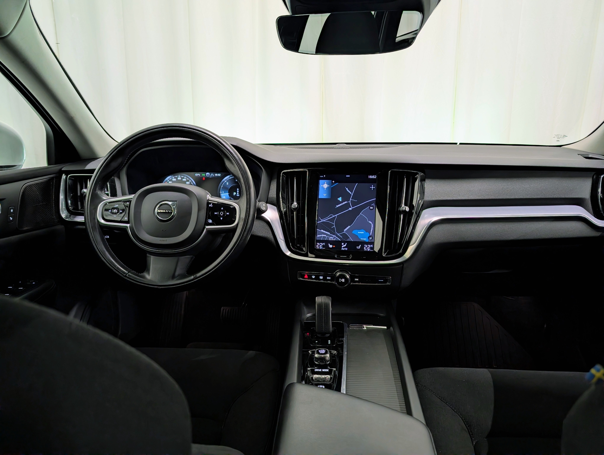 Volvo V60 Cross Country B4 AWD Momentum 2021, bild 7/10