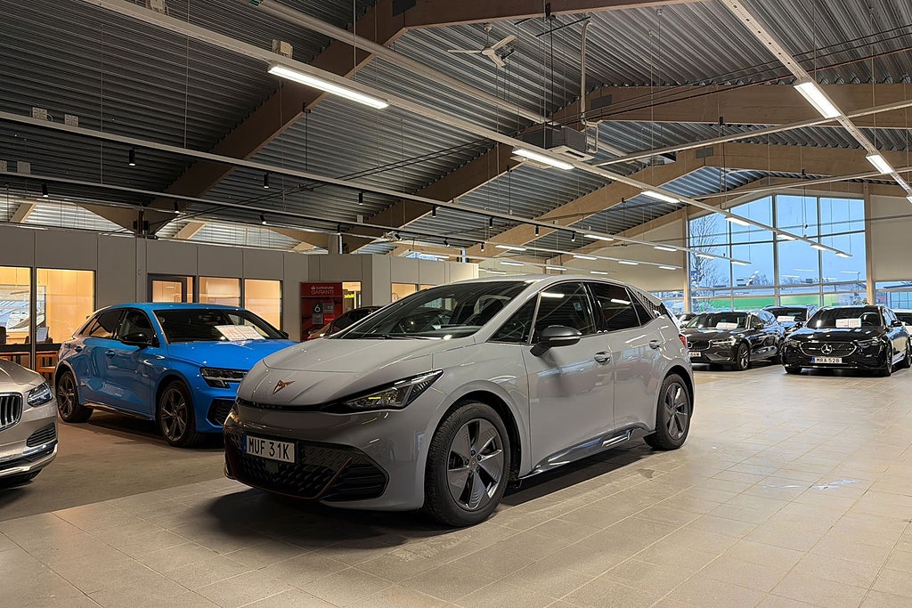 Cupra Born 58 204HK MOMS / CARPLAY / ADP FARTH / KEYLESS