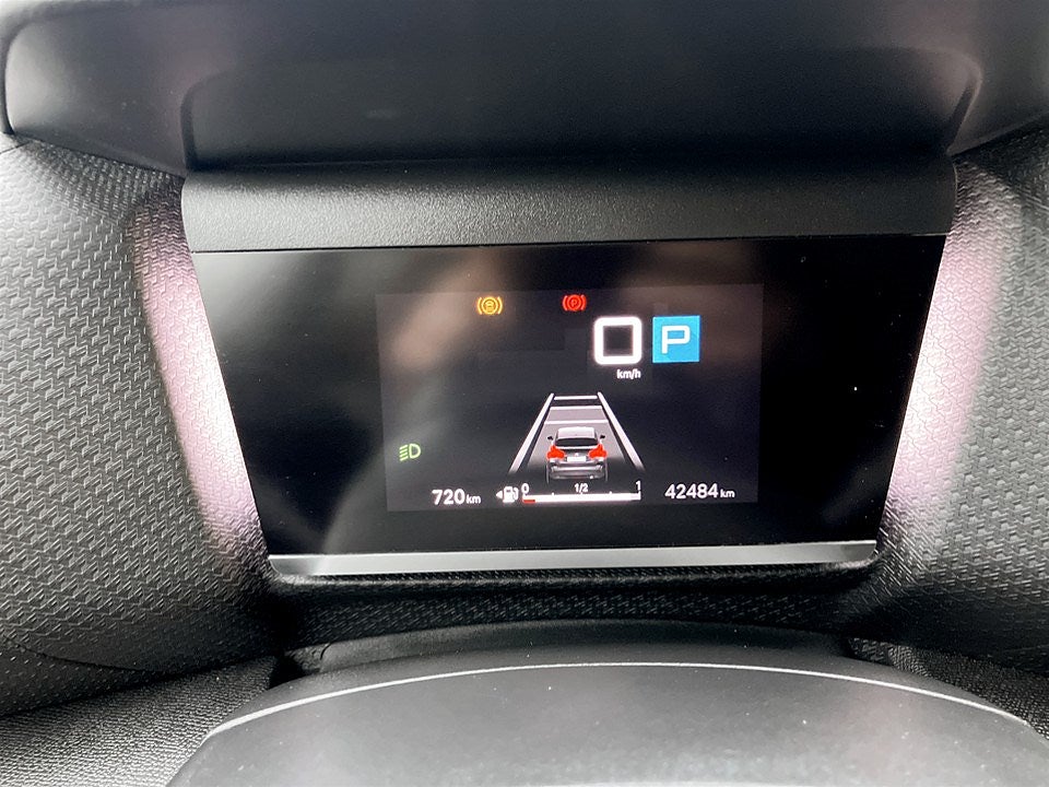 Bild på Citroën C4 Shine 1.2 PT 130hk Aut - 360-KAMERA, CARPLAY