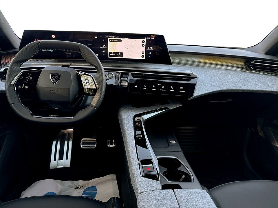 Bild på Peugeot e-5008 GT Long Range - DEMO