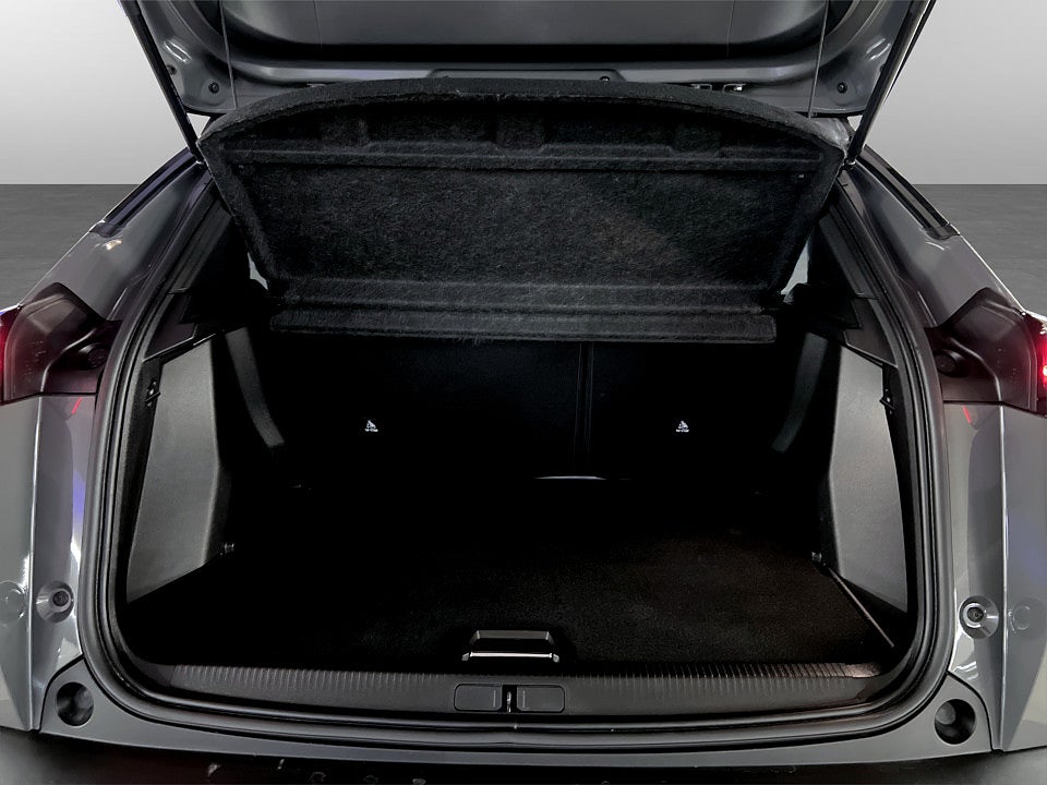 Bild på Peugeot 2008 GT 1.2 PT 130hk Aut B-KAMERA CARPLAY