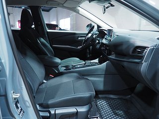 SUV Nissan Qashqai 7 av 24