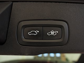SUV Volvo XC60 23 av 24