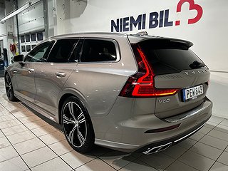 Volvo V60 T6 AWD Inscription Pvärm Pano 360° VoC GPS HuD SoV