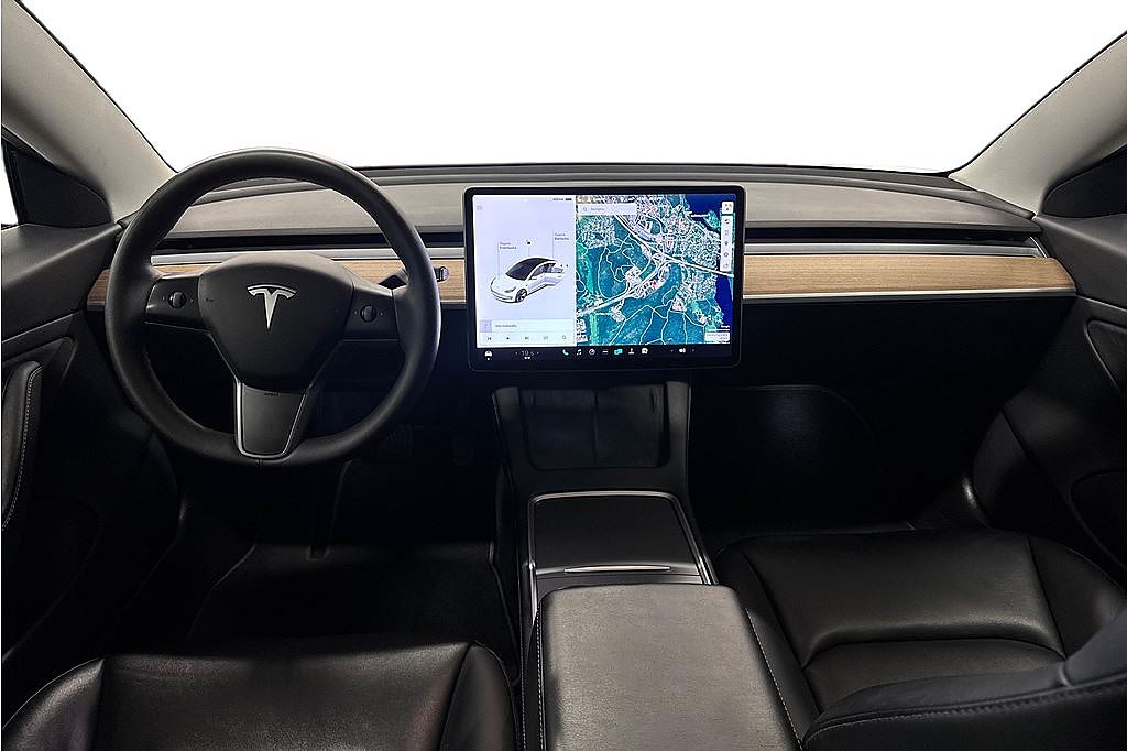 Tesla Model 3 Long Range AWD, FR 2,95%, Pano, Autopilot