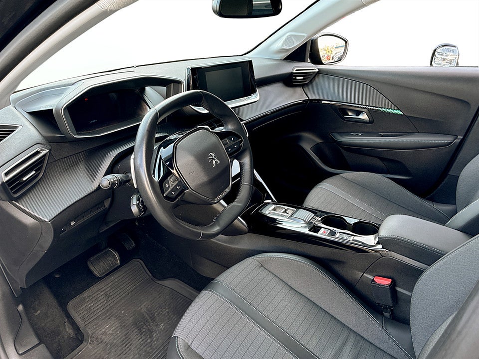 Bild på Peugeot 208 Allure 1.2 PT 100hk Aut B-KAMERA 