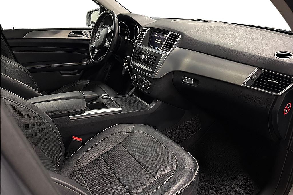 Mercedes-Benz ML 350 4MATIC, AMG, Vhjul, Pano, Värmare, 4,99% RÄNTA